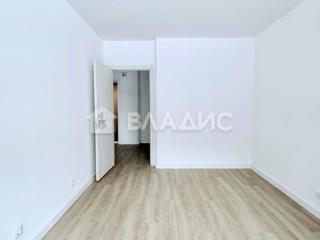 3-комн. квартира, 73 м², 3/33 этаж