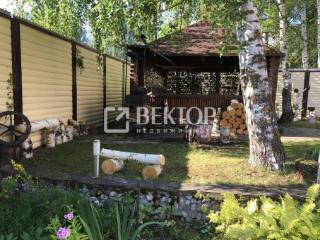 3-этажный дом, 320 м², 8 соток