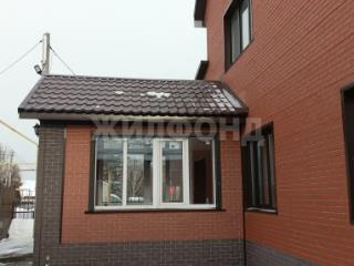  дом, 220 м², 8 соток