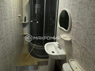  дом, 187.3 м², 18.3 соток