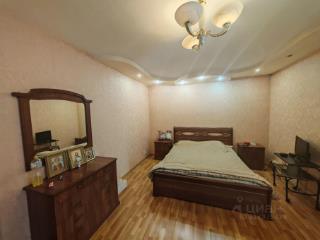 3-этажный коттедж, 250 м², 8 соток