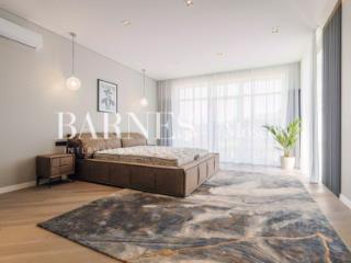 2-этажный дом, 600 м², 15 соток