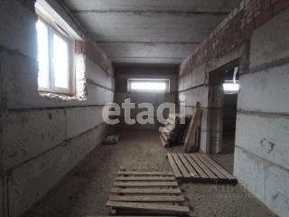 3-этажный дом, 300 м², 9.2 соток