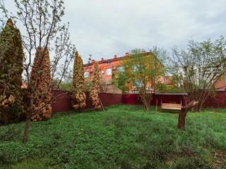 4-этажный дом, 539 м², 8 соток