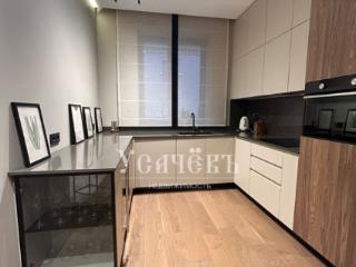 3-комн. квартира, 75.5 м², 2/8 этаж
