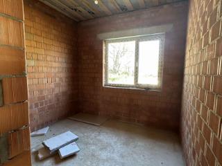  дом, 80 м², 5 соток