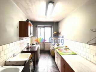 Комната, 24.1 м², 8-комн.