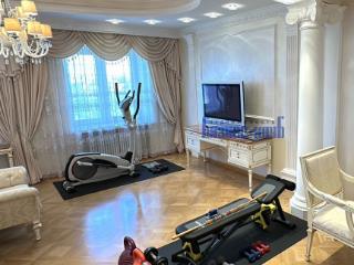 4-комн. квартира, 198 м², 7/12 этаж
