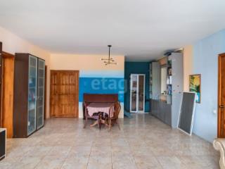 3-этажный дом, 352.9 м², 14.1 соток