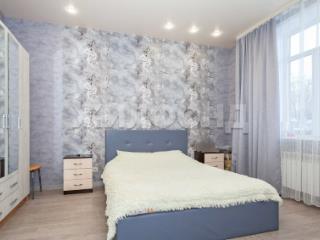  дом, 240 м², 7.2 соток