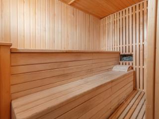 2-этажный дом, 160 м², 15 соток