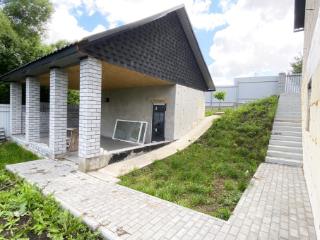 3-этажный дом, 292 м², 20 соток