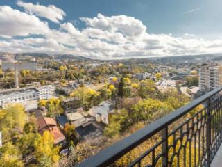 3-комн. квартира, 135.1 м², 6/10 этаж