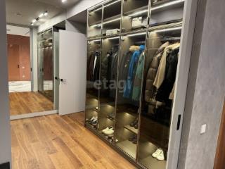 3-комн. квартира, 198 м², 2/12 этаж