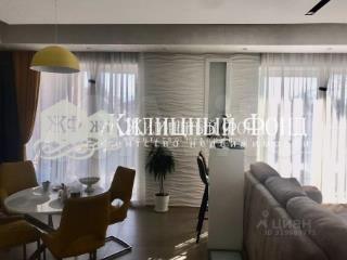 3-этажный дом, 250 м², 4.4 сотки