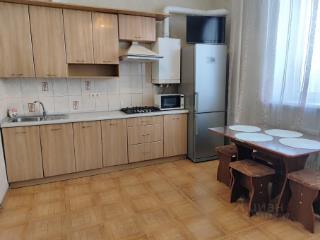 2-комн. квартира, 70 м², 6/11 этаж