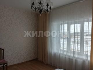  дом, 220 м², 8 соток