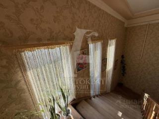 2-этажный дом, 200 м², 4.26 сотки