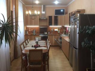 2-этажный коттедж, 182 м², 11 соток