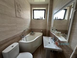 2-этажный дом, 200 м², 4 сотки