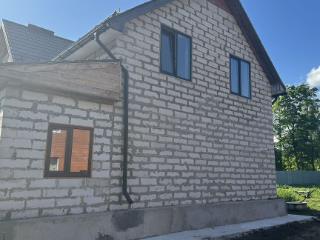  дом, 160 м², 15 соток