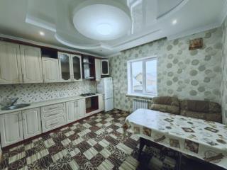 3-этажный дом, 190.5 м², 8 соток