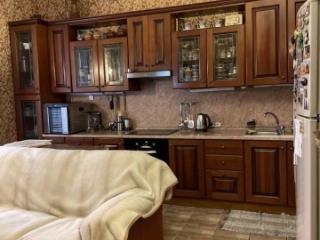 5-комн. квартира, 180 м², 2/4 этаж