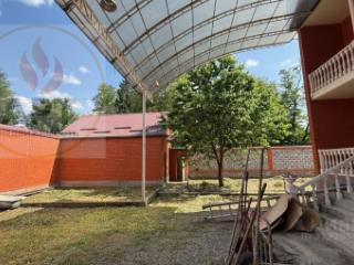 3-этажный дом, 333 м², 7 соток