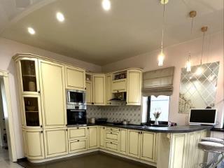  дом, 140 м², 7.5 соток