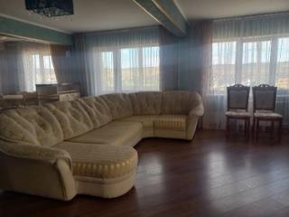 3-комн. квартира, 112.8 м², 3/5 этаж