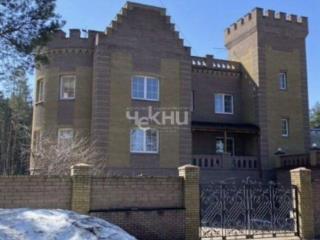 3-этажный дом, 427 м², 9.6 соток