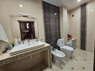 2-этажный коттедж, 358 м², 8.3 соток