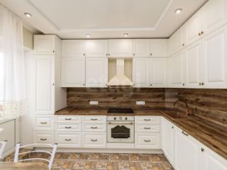 4-комн. квартира, 92 м², 5/5 этаж