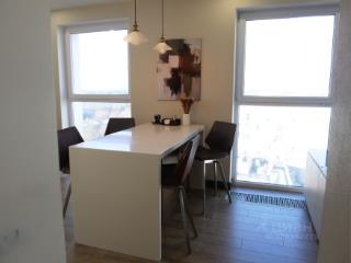 5-комн. квартира, 104 м², 17/17 этаж