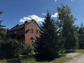 3-этажный коттедж, 223.3 м², 15 соток