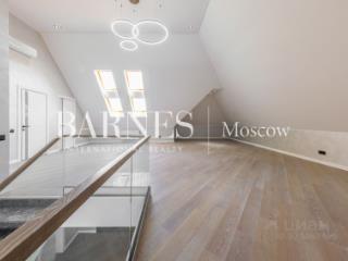 2-этажный дом, 600 м², 15 соток