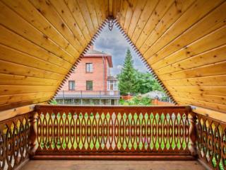 3-этажный дом, 194.8 м², 10 соток