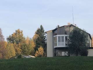  дом, 175.2 м², 100 соток