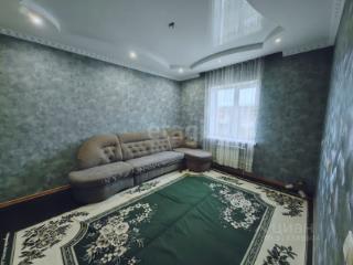 3-этажный дом, 190.5 м², 8 соток