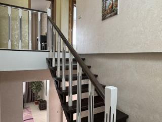  дом, 178.6 м², 15 соток