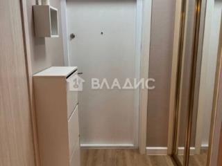 2-комн. квартира, 52.4 м², 7/33 этаж
