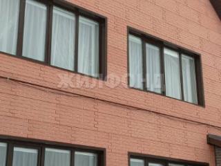  дом, 220 м², 8 соток