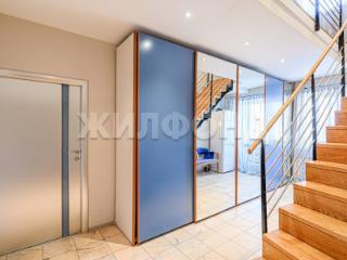 6-комн. квартира, 323.3 м², 8/9 этаж