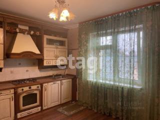 3-этажный дом, 355 м², 9.8 соток