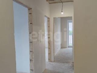 2-комн. квартира, 57 м², 1/4 этаж
