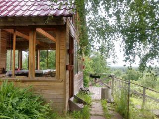  дом, 176 м², 25 соток