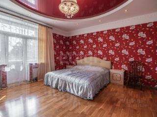 3-этажный дом, 495 м², 20 соток