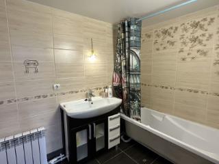  дом, 234 м², 7 соток