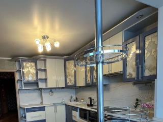 2-комн. квартира, 53 м², 3/5 этаж