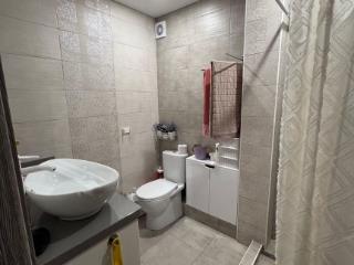 2-комн. квартира, 44 м², 3/6 этаж